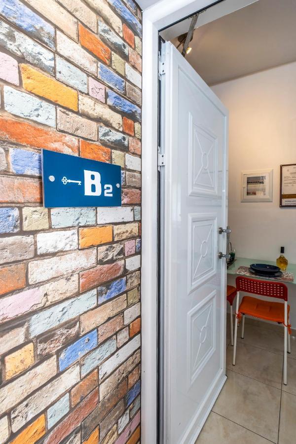 Harmony Apartments Kato Daratso Luaran gambar